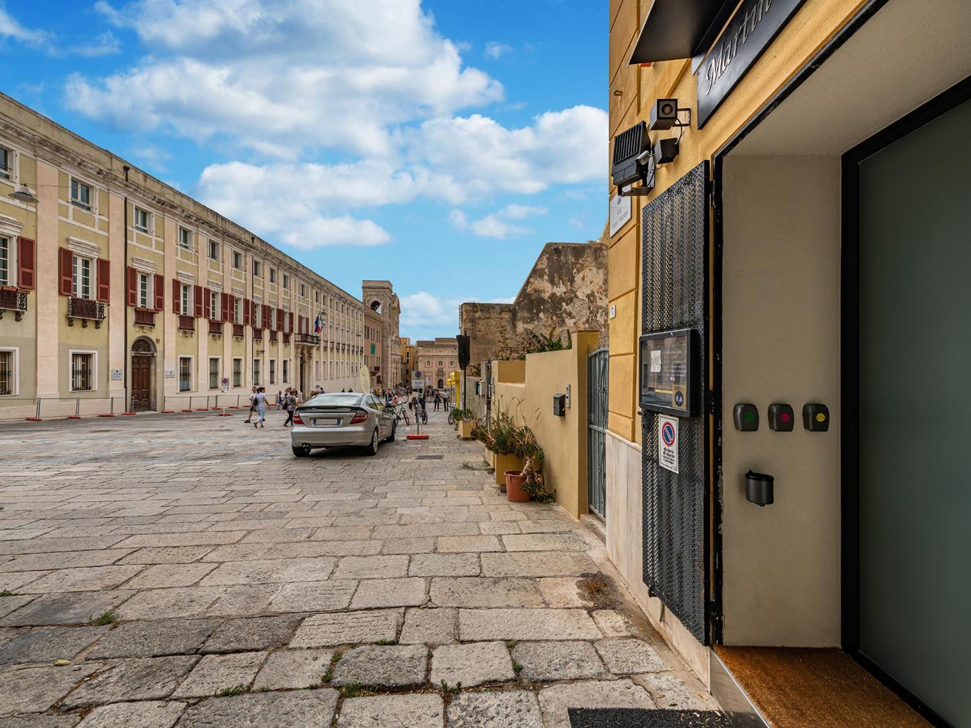 Suite Martini Al Castello Cagliari Exterior foto