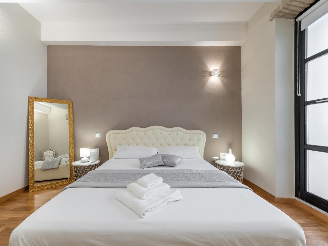 Suite Martini Al Castello Cagliari Exterior foto